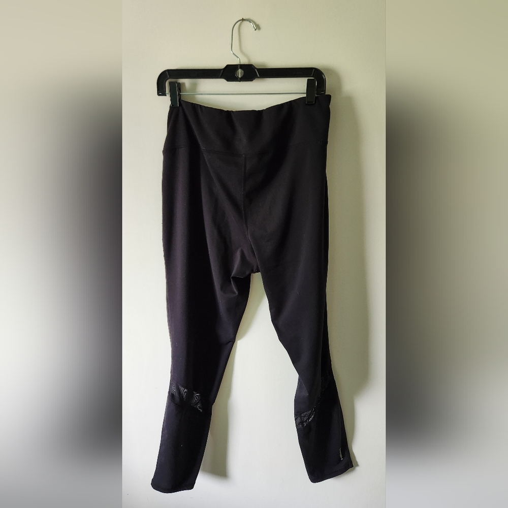 Yoga & Rally Performance Yoga Pants - Picture 10 of 11